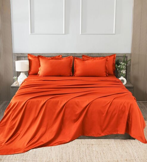 Red 400TC 100% Cotton Solid Flat Super King Bedsheet With 2 Pillow Covers