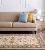 White Floral Wool 5 ft x 7 ft Hand tufted Carpet