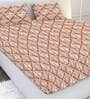 Rust Geometric 144 TC Cotton King Bedsheet with 2 Pillow Covers