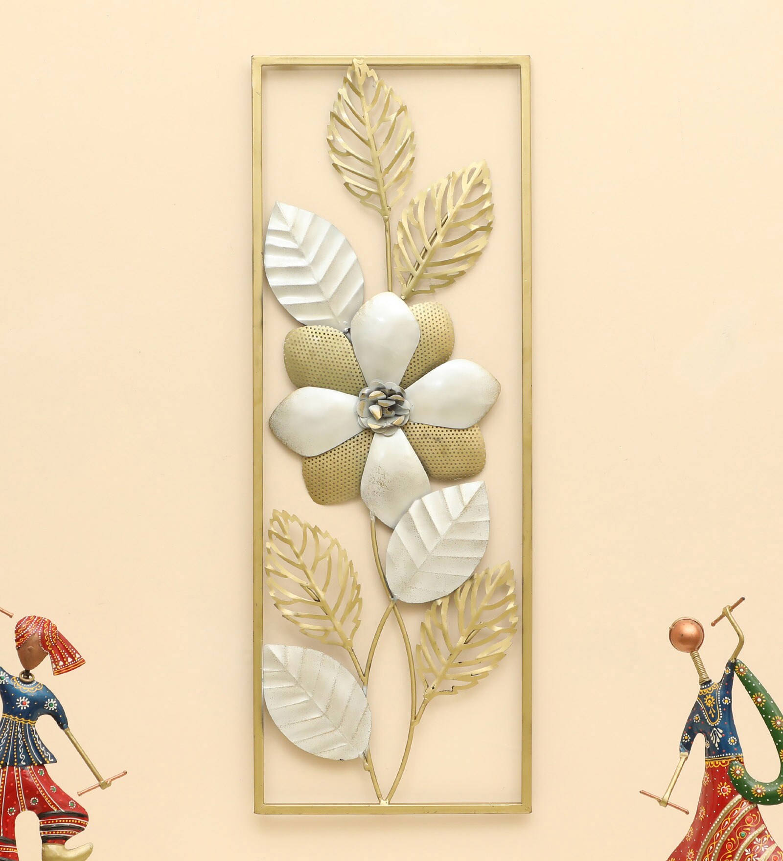 Ryder Flower Wall Decor