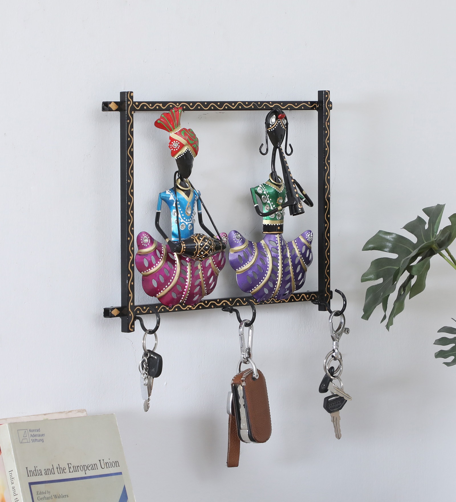 Safa And Lady Hook Multicolour Iron Wall Art