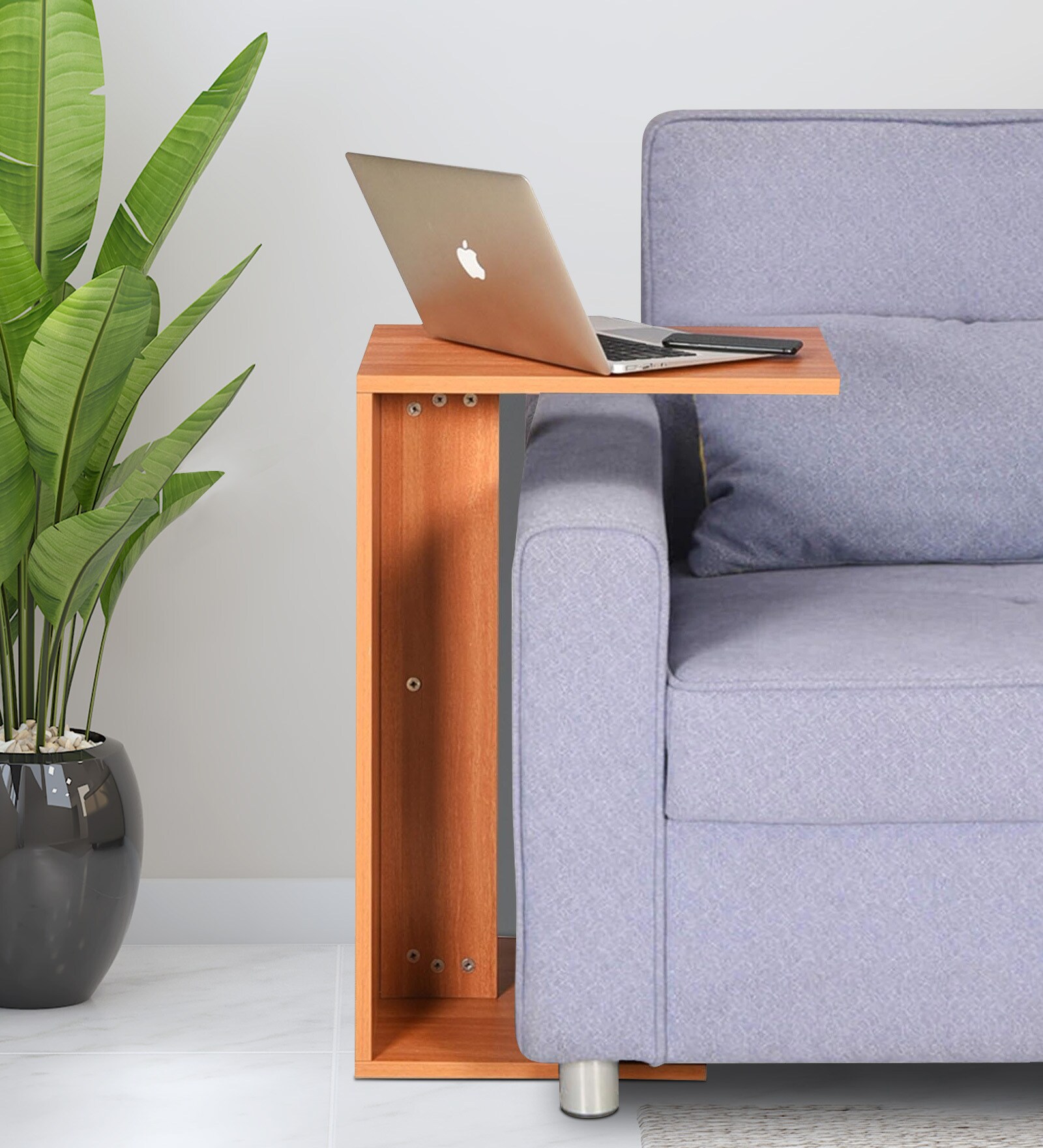 Sakurako C-Shaped Table in Beech Finish