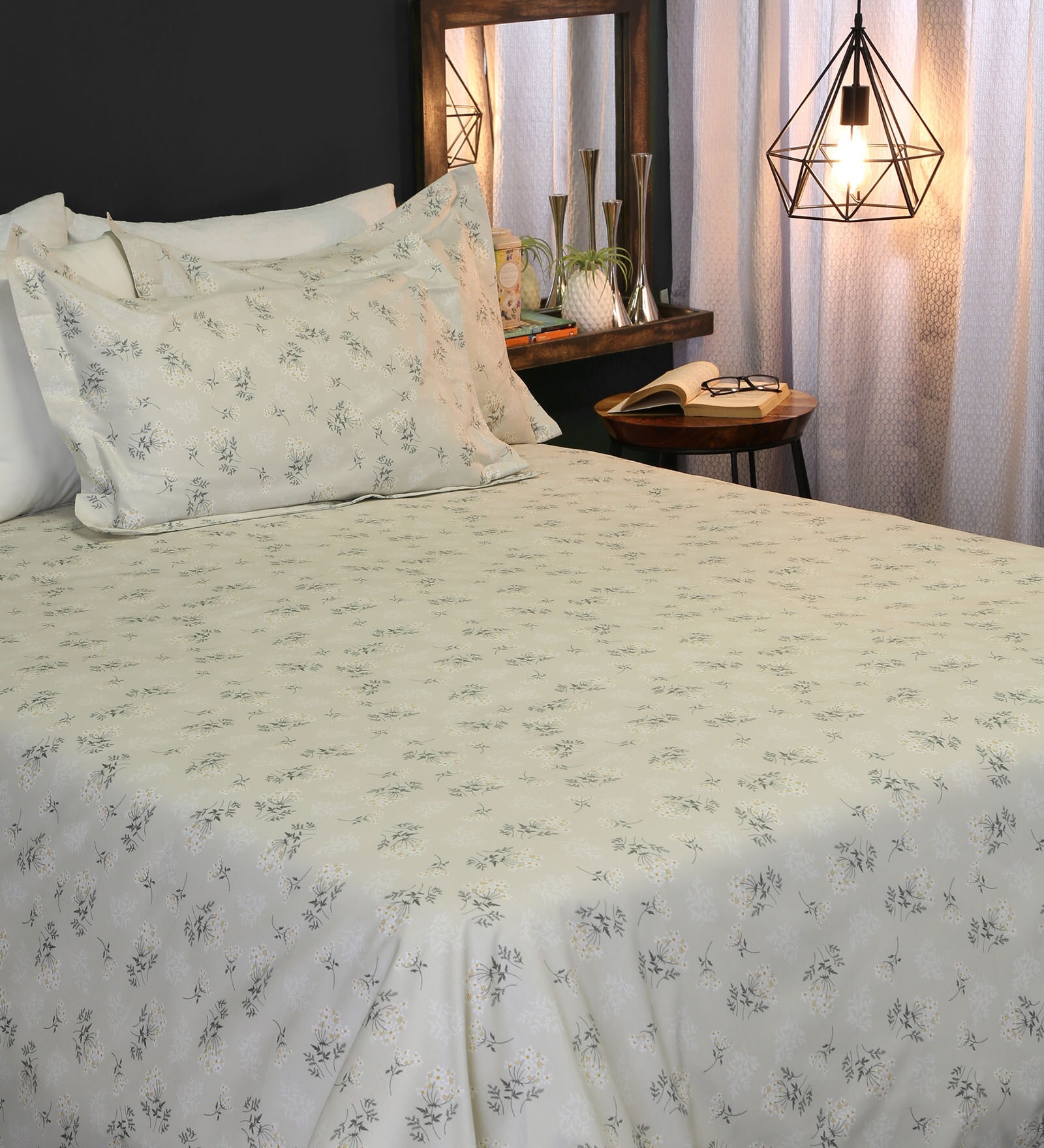Salmon Cotton 210TC Double Bedsheet with 2 Pillow Covers