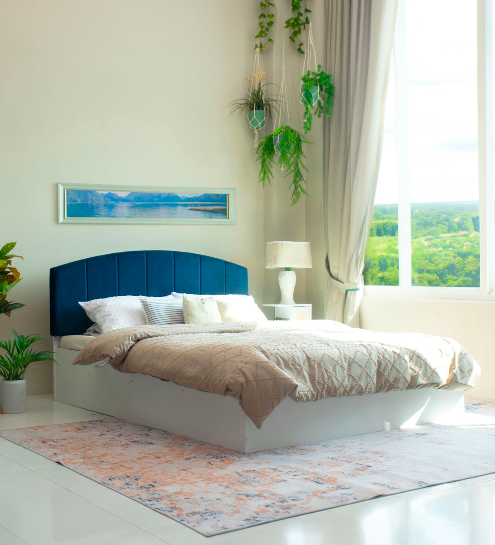 Satya Queen Size Bed With Hydraulic Storage Satya Queen Size Bed With Hydraulic Storage