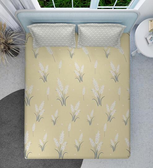 Sand Floral 160 TC Microfiber Queen Sized Double Bedsheet with 2 Pillow Covers Snow Petals Collection
