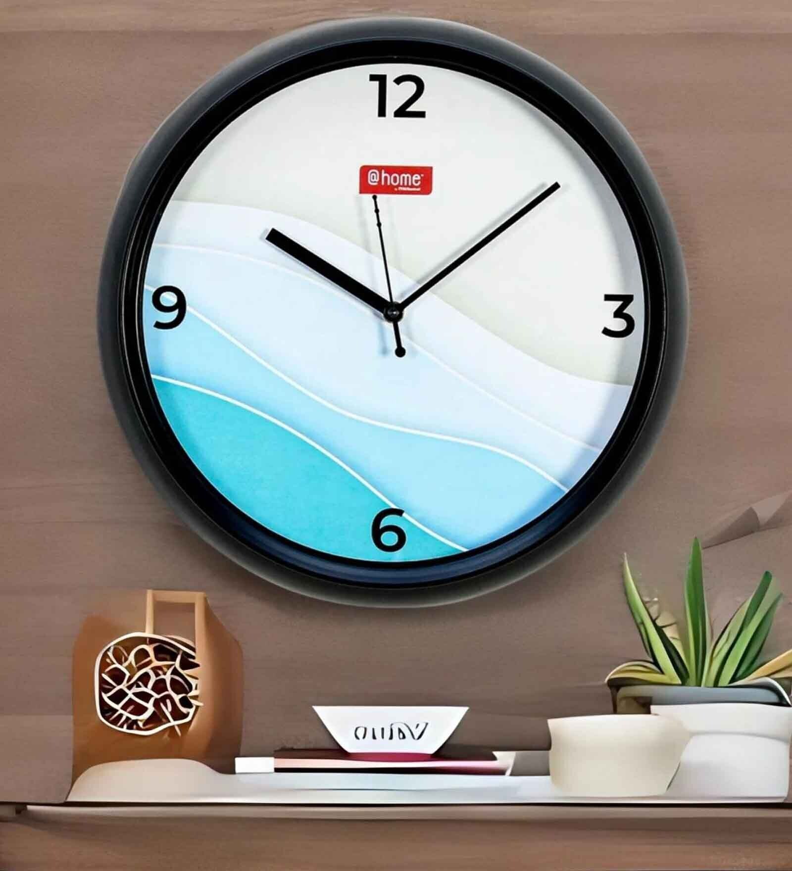 Seashore Plastic Analog Green Plastic Wall Clock