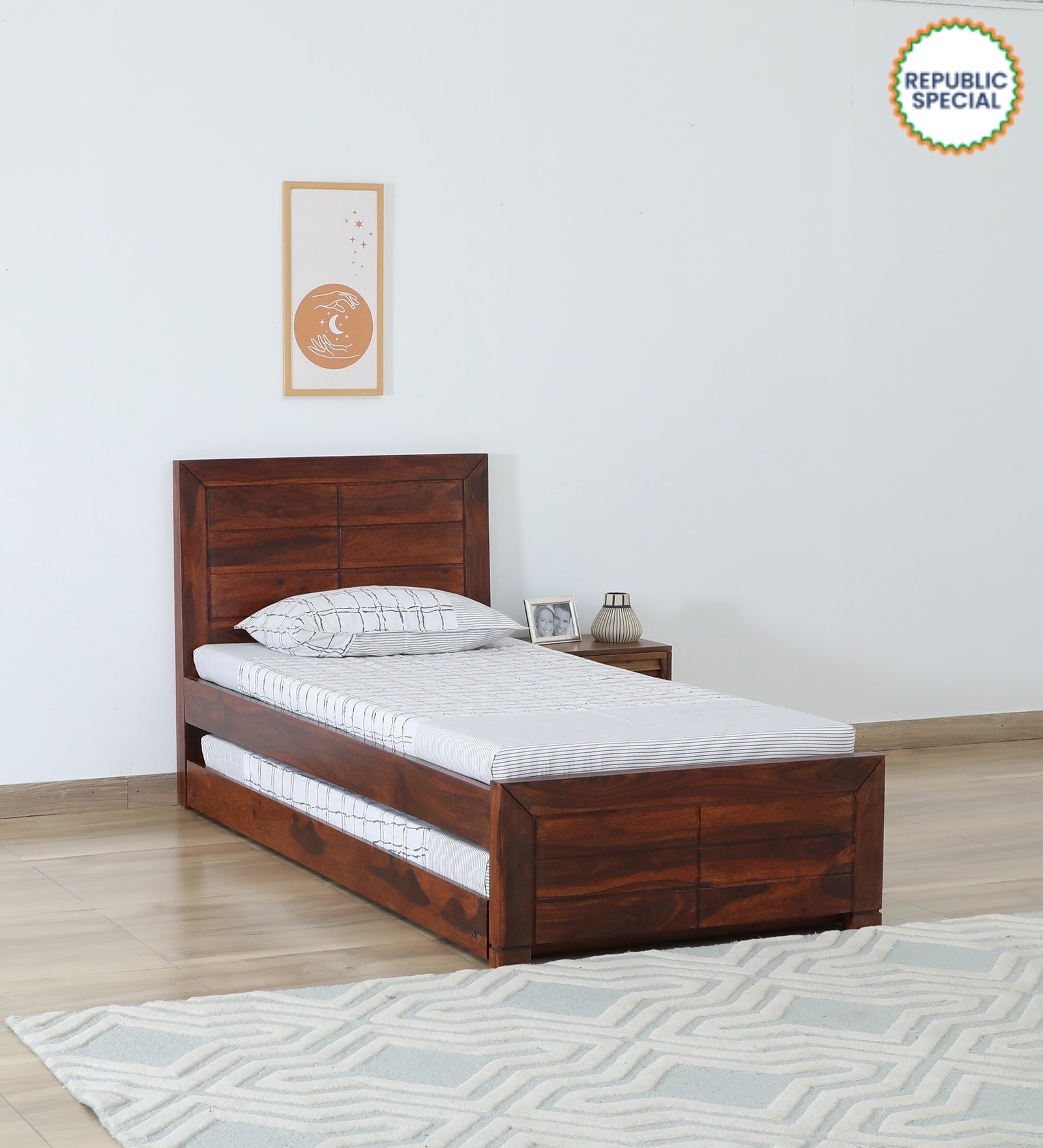 Segur Sheesham Wood Single Bed In Honey Oak Finish With Trundle