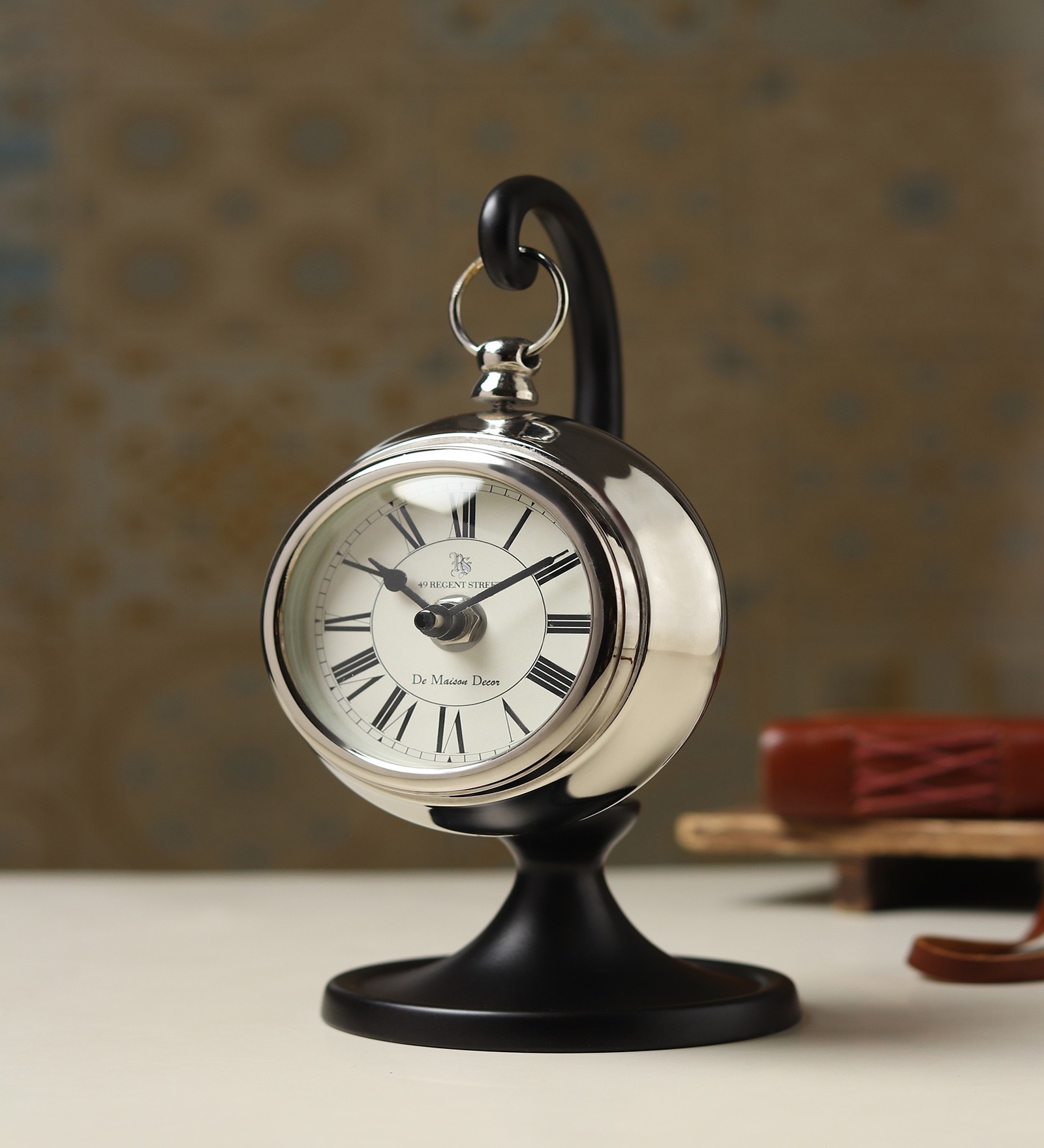 Seishi Silvertable Clock