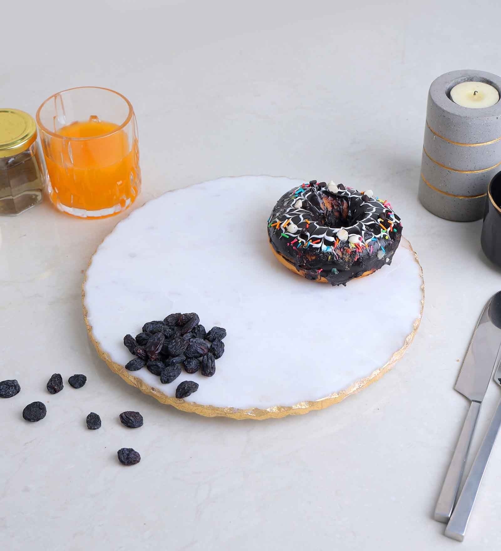 White Round Marble (10 x 10 Inches) Appetizer Platter