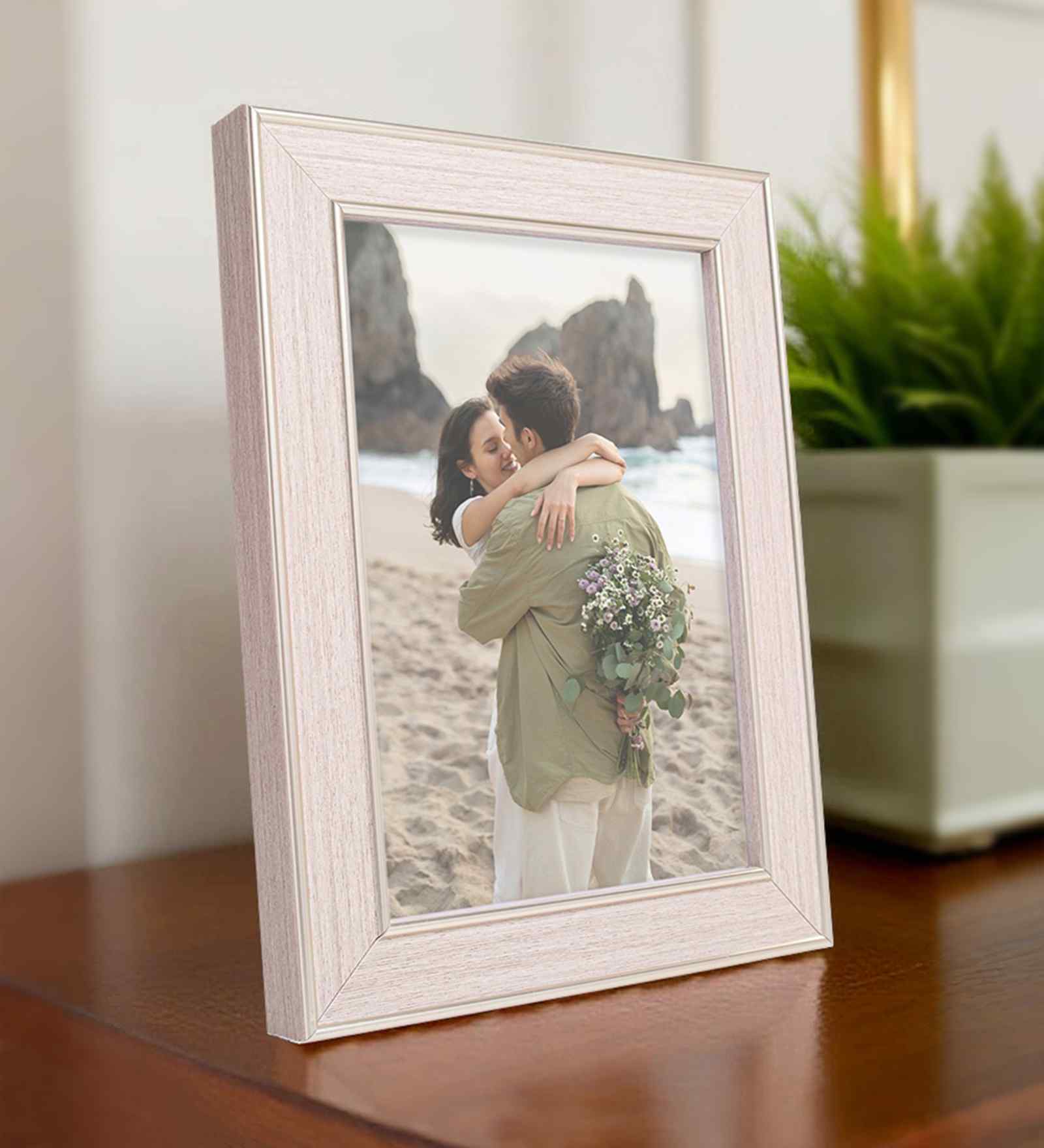Light Wood Tone With Gold Trim Pvc 5X7 Inch Single Photo Frames