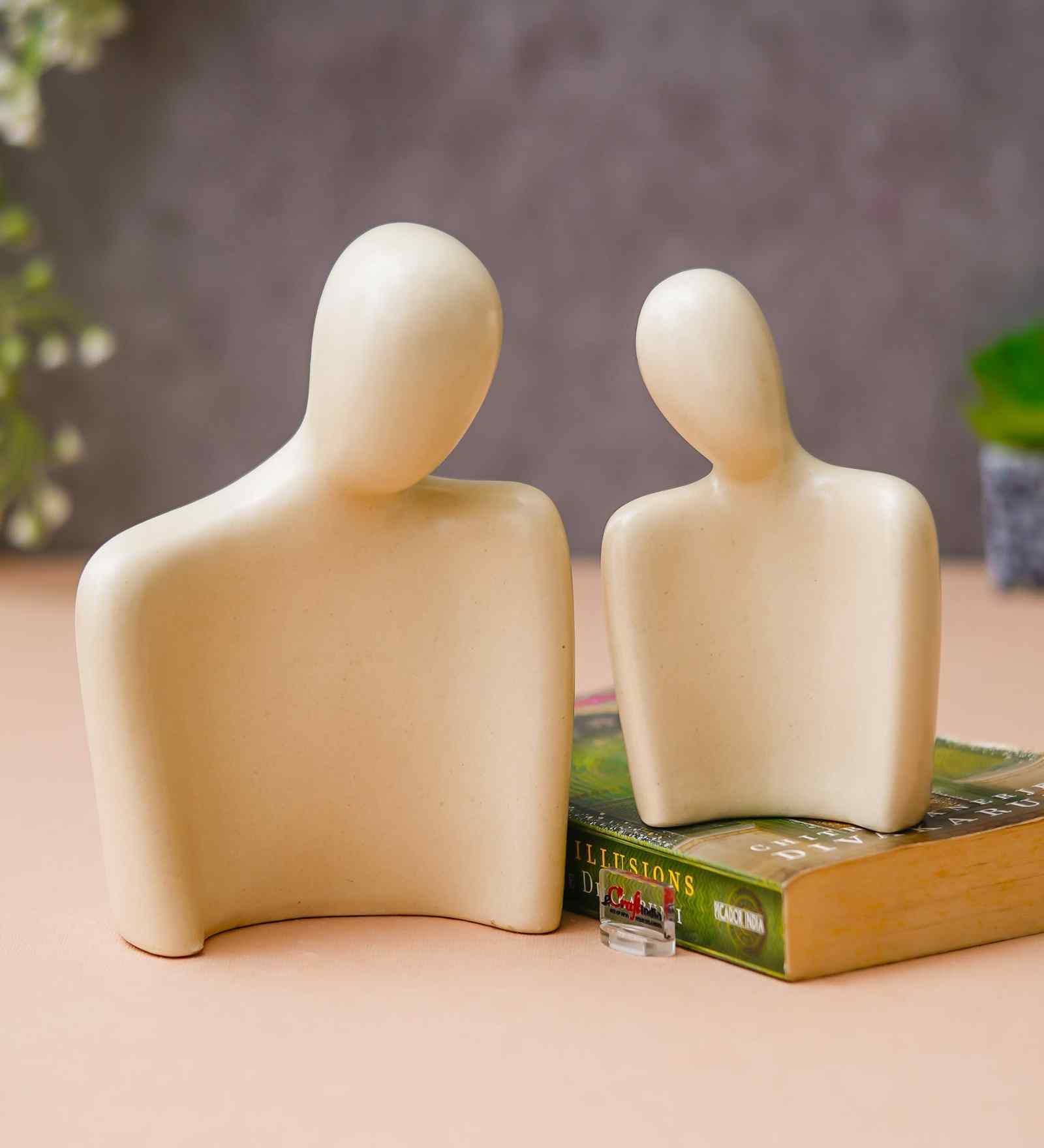 Set of 2 White Ceramic Handcrafted Couple Statue Sculpture Figurines Home Decor Items Showpiece for Living Room Bedroom Table Shelf TV Unit|Gift for Wedding Anniversary Valentines Day