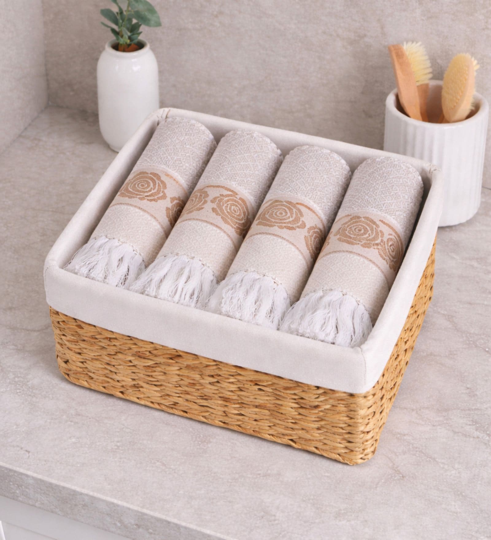 Set Of 4 Beige Cotton Hand Towels
