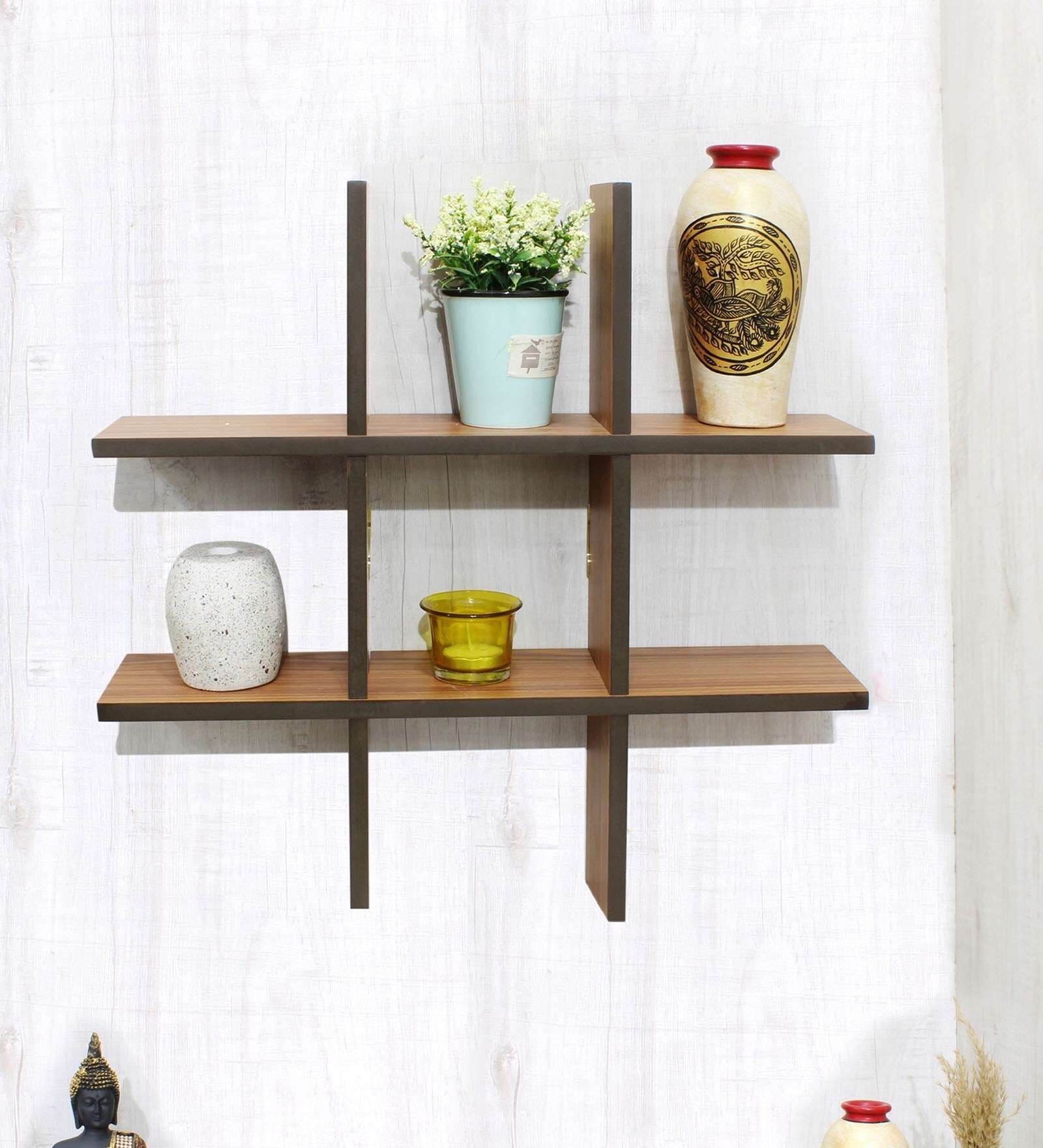 Straight Set of 4 Gold Engineered Wood Wall Shelf