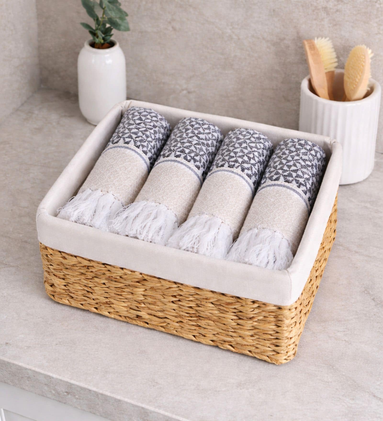 Set Of 4 Navy Blue Cotton Hand Towels