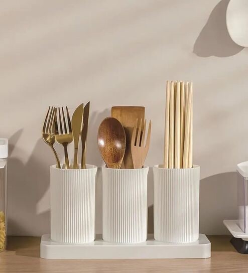 Self Draining Plastic Cutlery Organizer