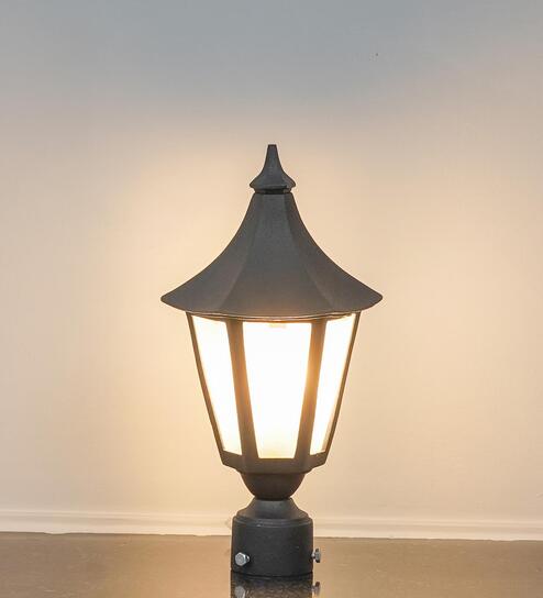 Sennen Coastal Metal Outdoor Gate Pillar Light (Black)