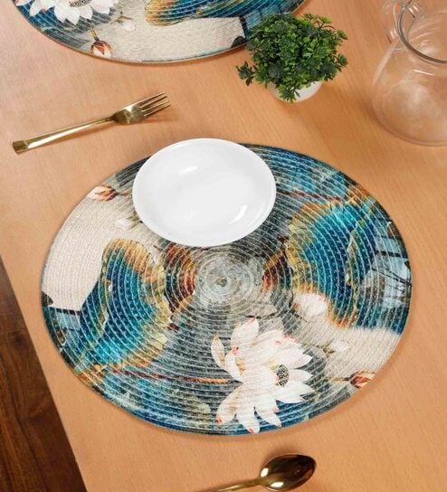 Set of 1 Pure Cotton Solid Pattern Frill All Around Reversible Table Runner