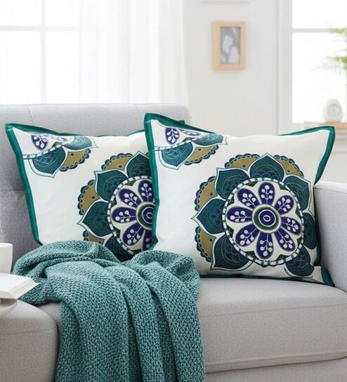 Set of 2 Elegant Damask Throw Cushion Covers (18x18)
