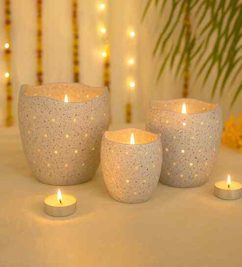 Set of 3 Decorative Votive Holders with Wavy Edges