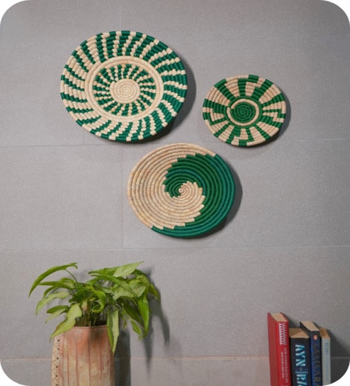 Set Of 3 Green Sabai Grass Pasture Pattern  Wall Plate