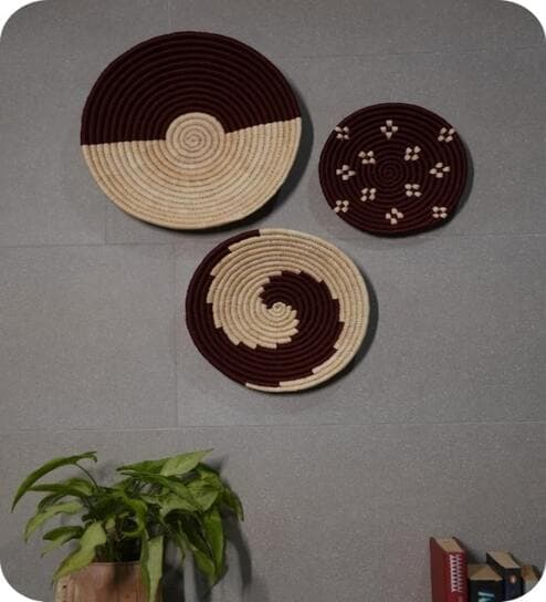 Set Of 3 Maroon Sabai Grass Whispers Of Earth Wall Plate