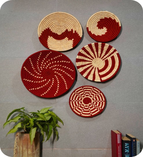 Set Of 5 Maroon Sabai Grass Maroon Waves Wall Plate
