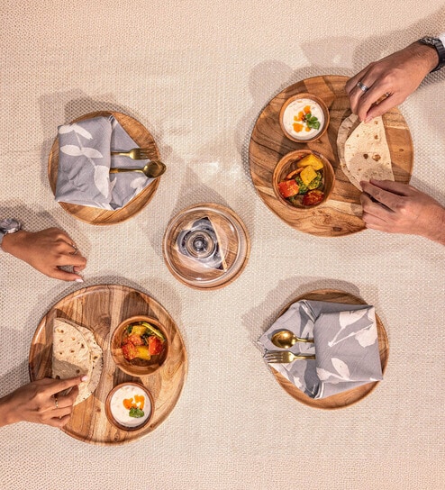 Set of 8 Acacia Wood Dinner Set