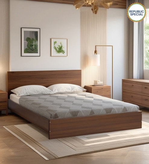 Seto Queen Size Bed in Planked Walnut finish