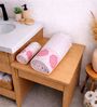 Set Of 2 Pink Cotton Bath Towels