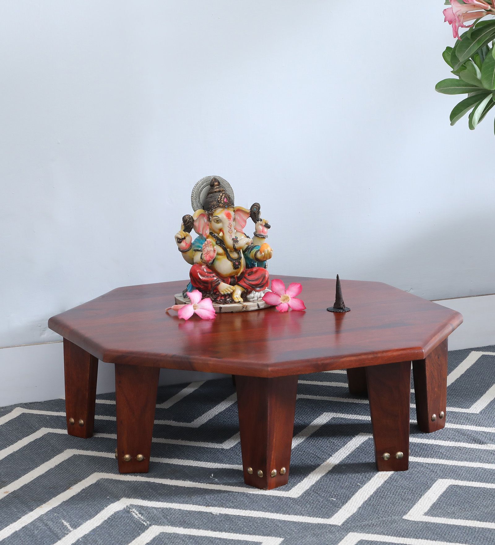 Sheesham Wood Pooja Chowkie In Brown