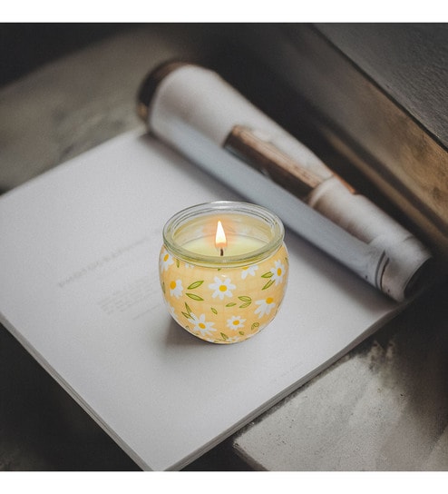 Shrink Sleeve Glass Candle (French Vanilla) - 85 gms