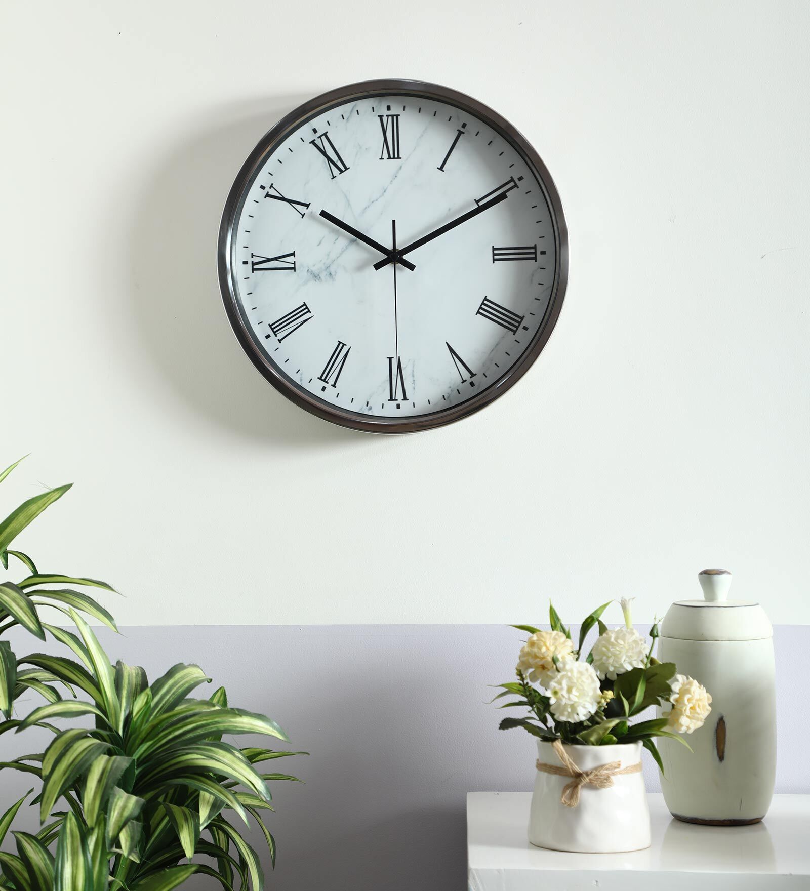 Silver & White Metal Analog Wall Clock