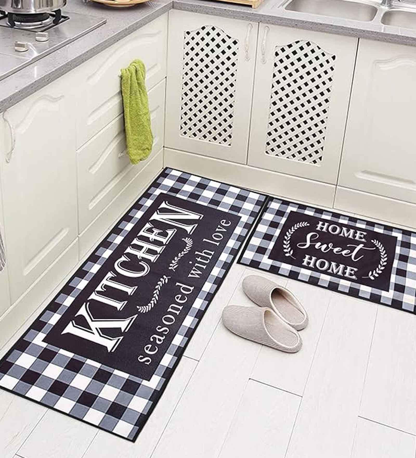Silver Checkered Polyester Antiskid Machine Made Floor Runner and Door Mat Combo