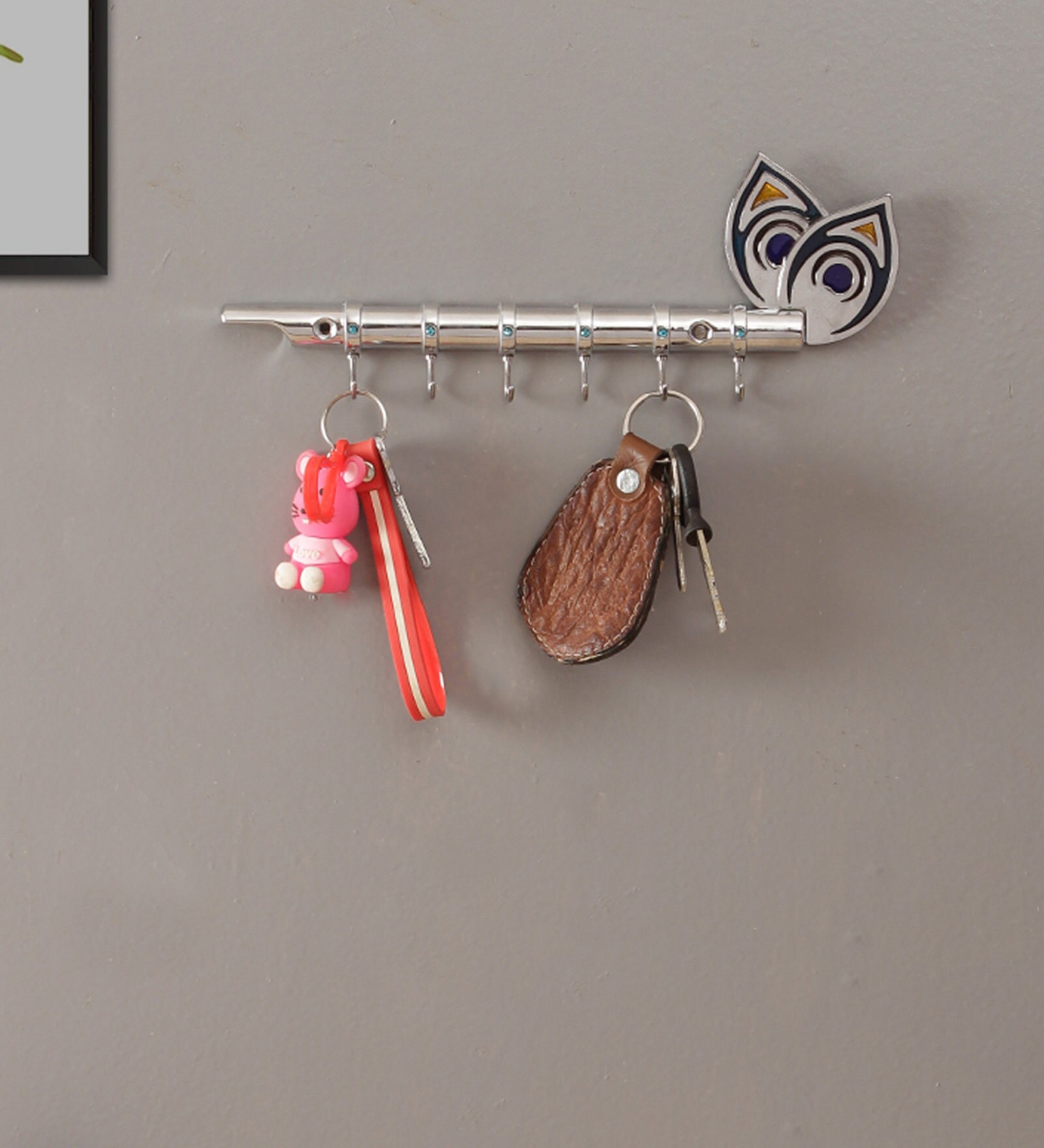 Buy Silver Finish Lord Krishna'S Flute & Peacock Quills 6 Hooks Key