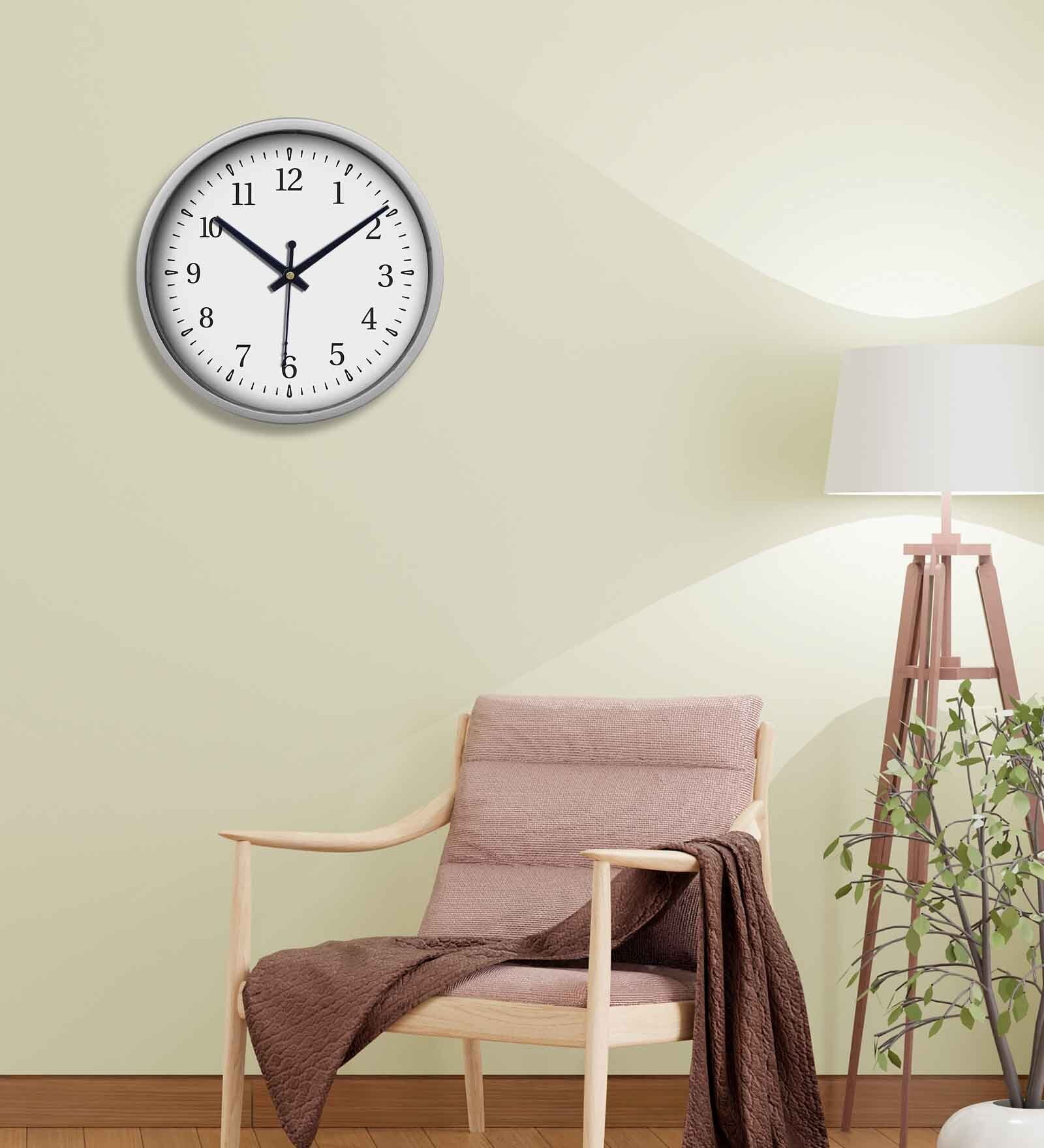 Silver Round 8 Inches Plastic Table Clock