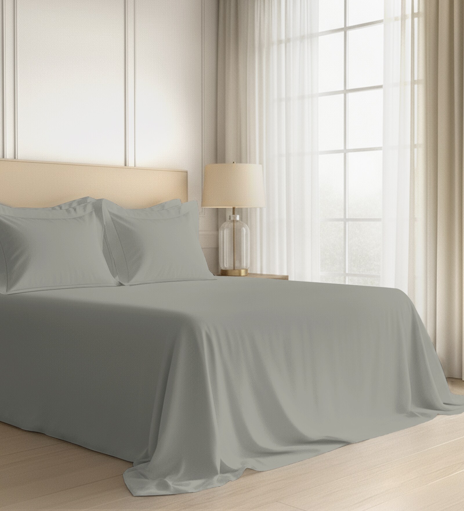 Silver Solid 600 TC Cotton Super King Sized Bedsheet with 4 Pillow Covers