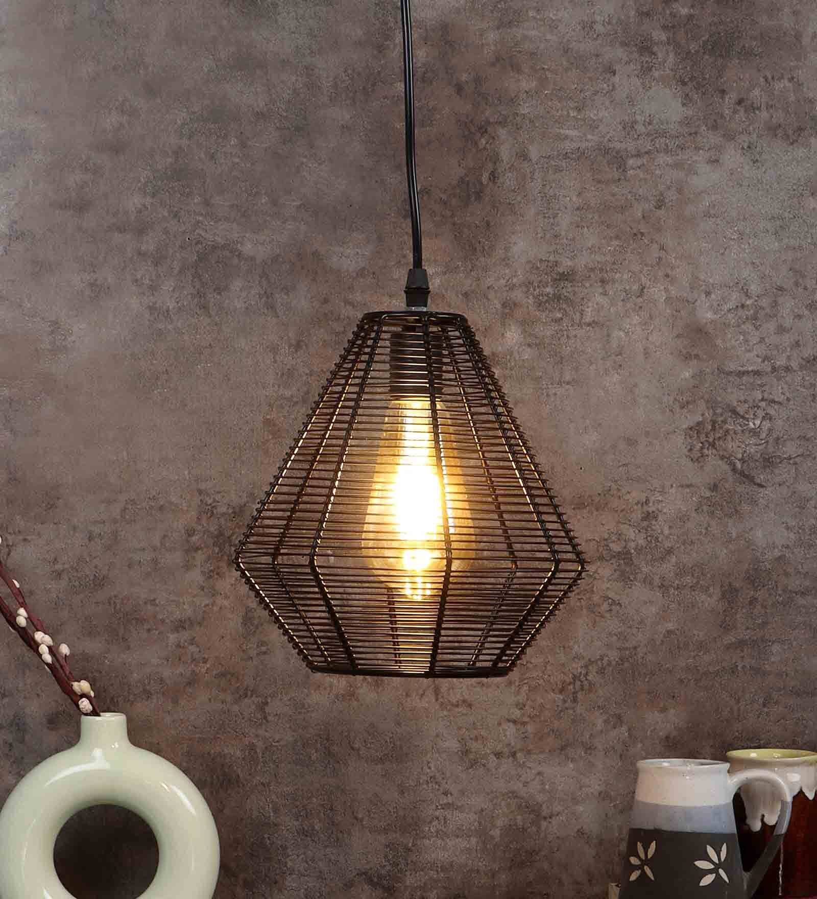 Single Black Jaal Hanging