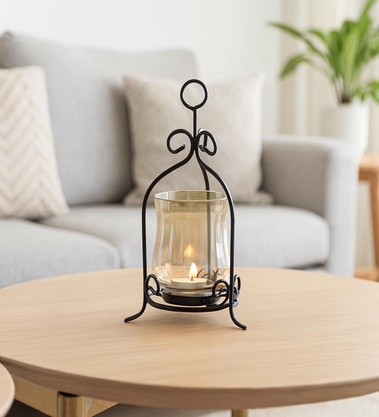 Black & Golden Metal Swirl Tealight Holder