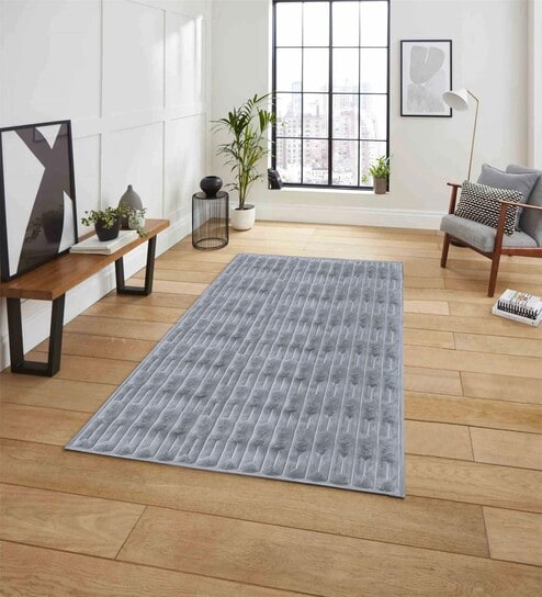 Silver Geometric Polyester Blend 3 X 5 Feet Rabbit Fur Machine Made Carpet