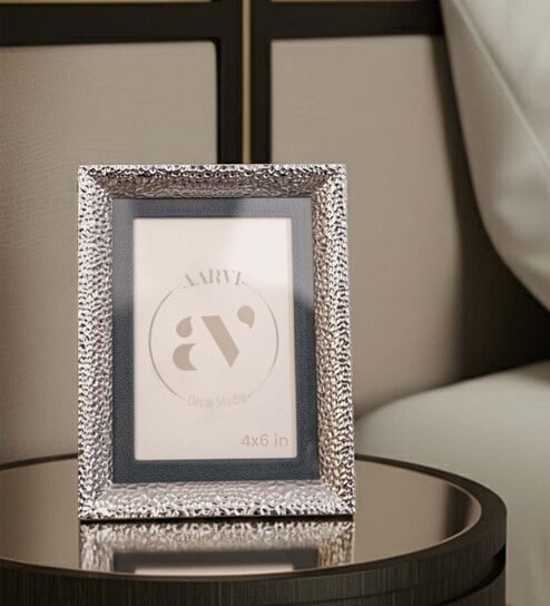 Silver Metal Hammered Luxe Wall And Tabletop Photo Frame 4X6Inches