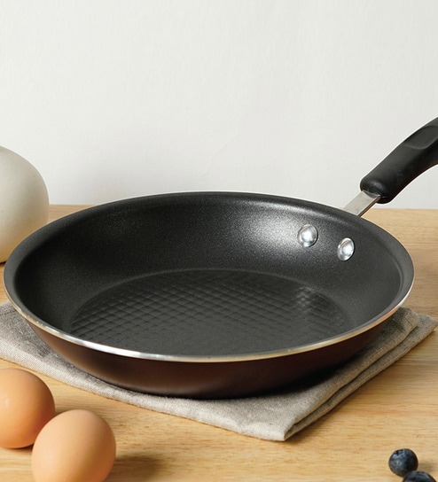 Merlot 8 Inch Non- Stick Maroon Aluminium Frying Pan