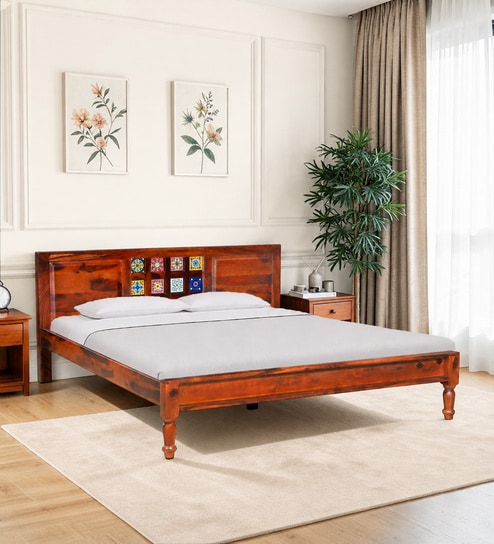 Siramika Sheesham Wood Queen Size Bed In Honey Oak Finish