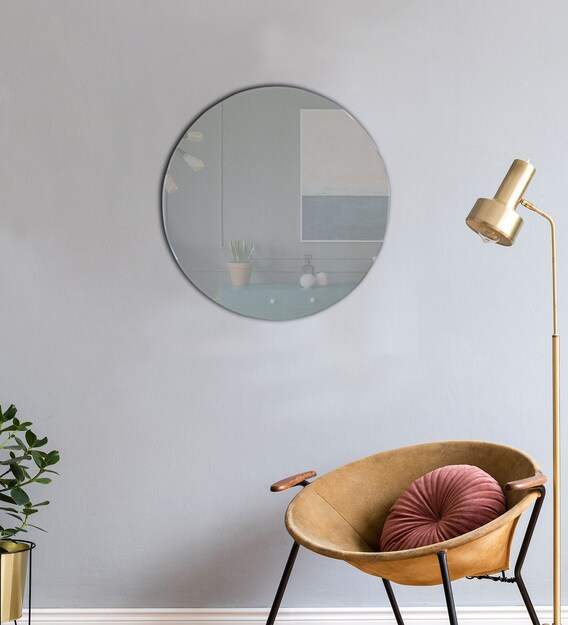Buy Glass Round Wall Mirror In Silver Colour By Venetian Design Online Wall Mirrors Wall Accents Home Decor Pepperfry Product