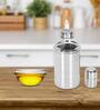 Silver 750 Ml Stainless Steel Oil Pourer