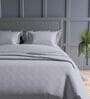 Silver Grey Geometric 300TC Cotton Super King Sized Double Bedsheet with 2 piping Pillow Covers