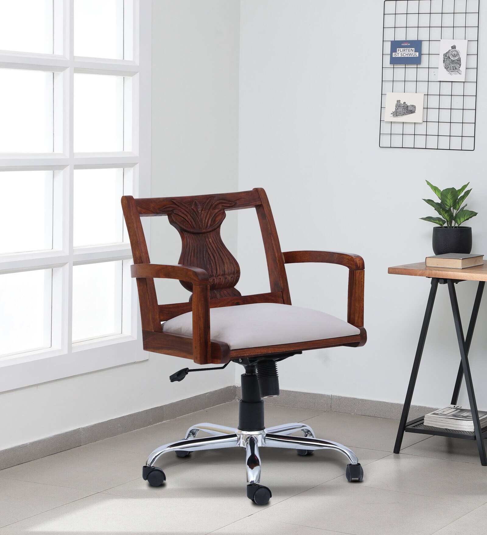 Skardin Solid Wood Ergonomic Chair in Scratch Resistant Honey Oak Finish