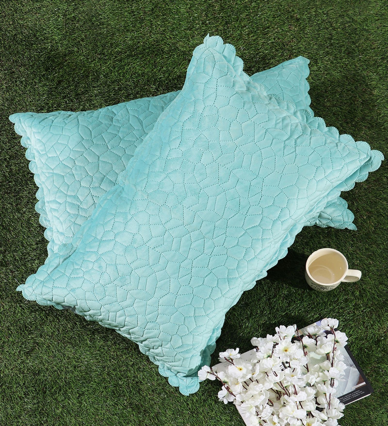 Sky Blue Solid Velvet 27x18 Inches Pillow Covers (Set of 2)
