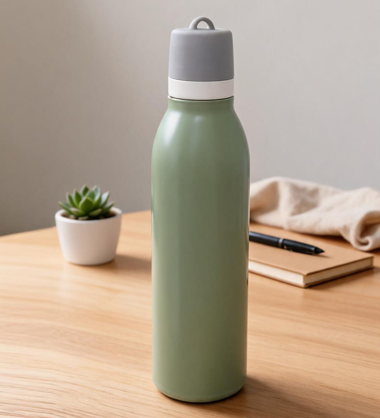 Green Slim Fit Stainless Steel Hydration Water Bottle with Carry Loop, 750 ml