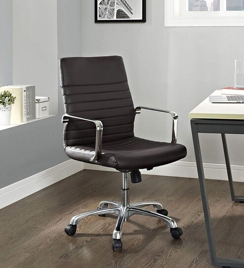 Sleek Line Executive Chair In Brown Colour By Finch Fox