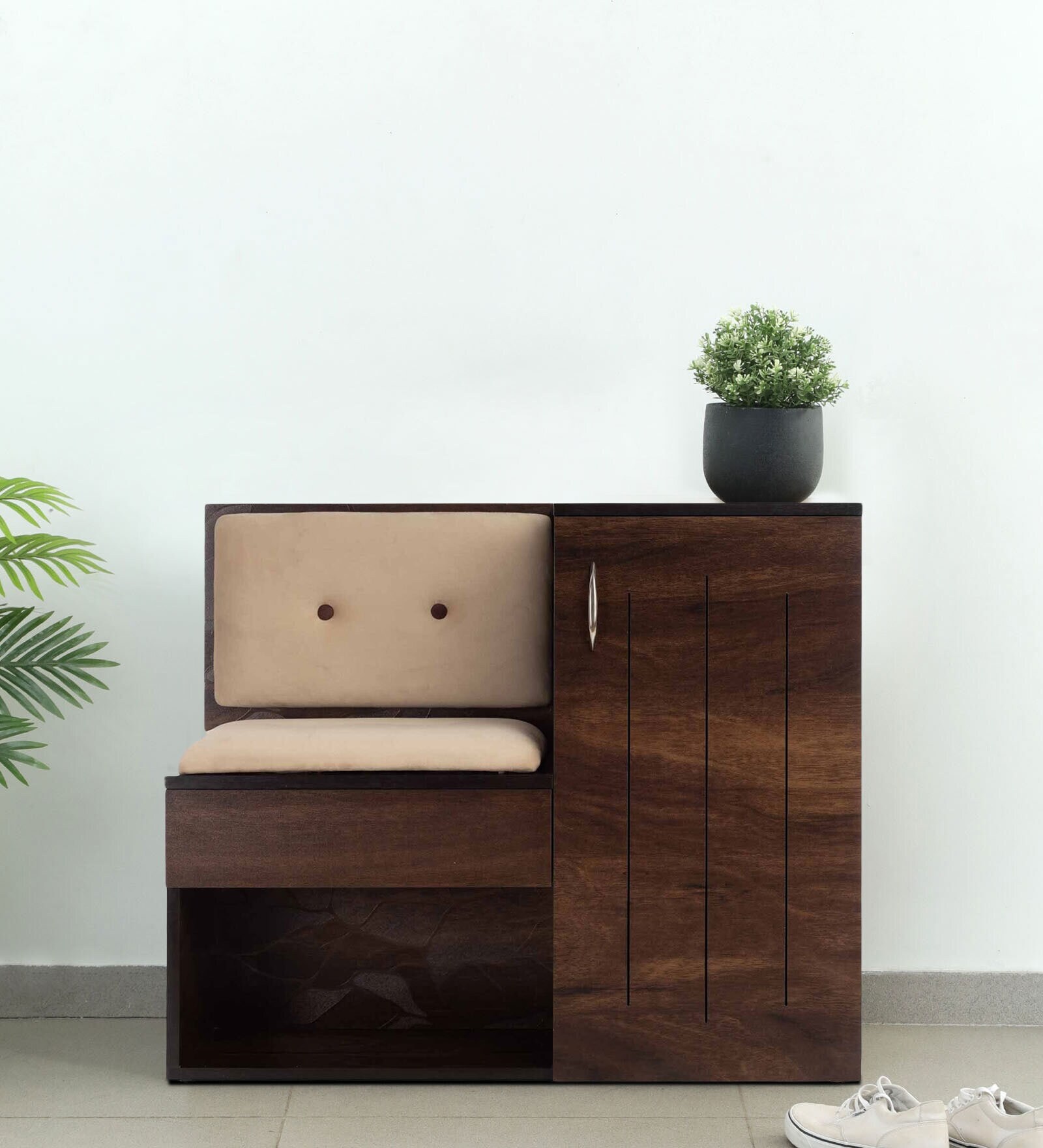 Smiley Shoe Rack with Seating in Walnut Finish